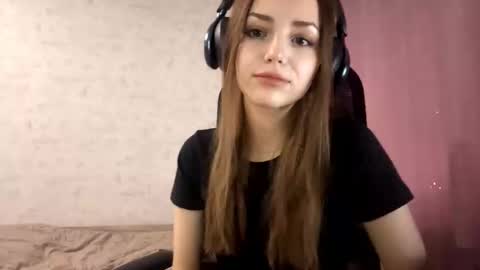 Alice online show from 10-18-25, 08:37