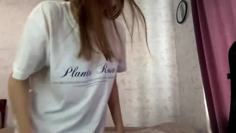 Snapshot of alfrediamordino chatting on 10-22-25, 09:42 Alice online show from 10-22-25, 09:42