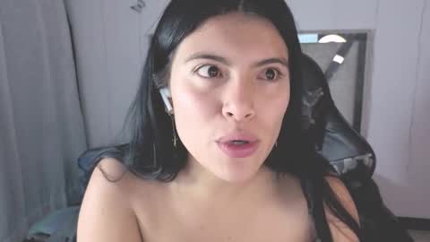 Carolina Join The Fan Club  online show from 10-25-25, 01:46