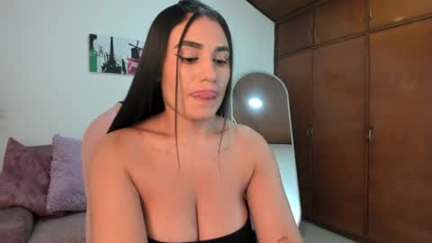 Snapshot of alheli_16 chatting on 05-02-26, 12:32 Alheli online show from 05-02-26, 12:32