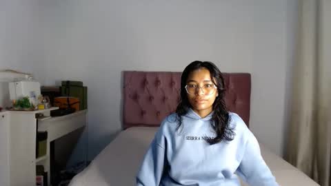 Snapshot of alia_lombardi chatting on 09-27-25, 02:11 Alia Anjali online show from 09-27-25, 02:11
