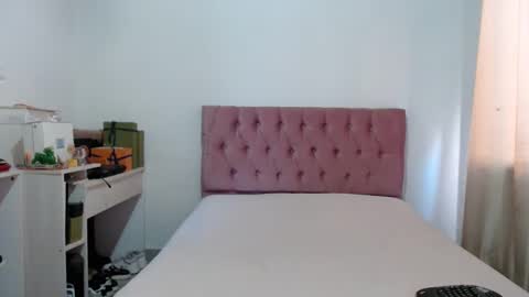 Snapshot of alia_lombardi chatting on 10-15-25, 12:27 Alia Anjali online show from 10-15-25, 12:27