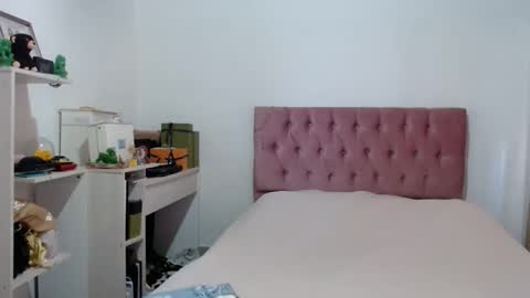 Snapshot of alia_lombardi chatting on 10-22-25, 12:16 Alia Anjali online show from 10-22-25, 12:16