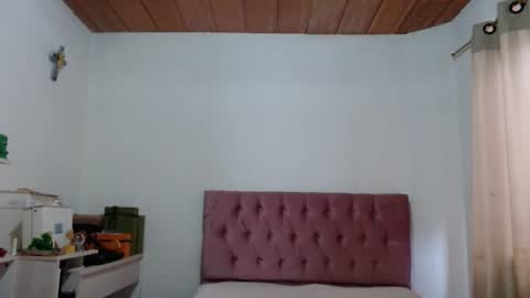 Snapshot of alia_lombardi chatting on 10-25-25, 12:02 Alia Anjali online show from 10-25-25, 12:02