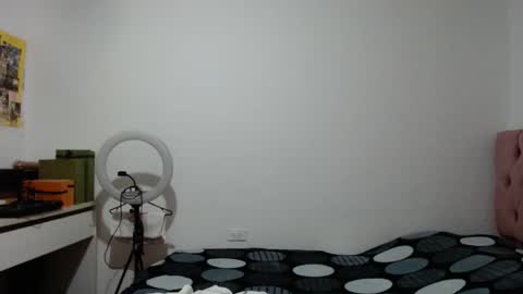 Snapshot of alia_lombardi chatting on 11-18-25, 12:42 Alia Anjali online show from 11-18-25, 12:42