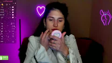 Alianna online show from 01-22-25, 04:12