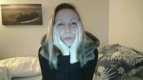 Snapshot of alice8363 chatting on 12-07-24, 09:44 Alice online show from 12-07-24, 09:44