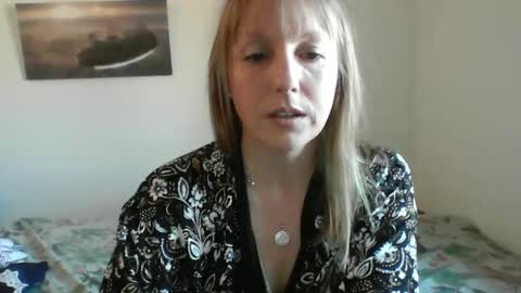 Snapshot of alice8363 chatting on 01-13-25, 02:21 Alice online show from 01-13-25, 02:21