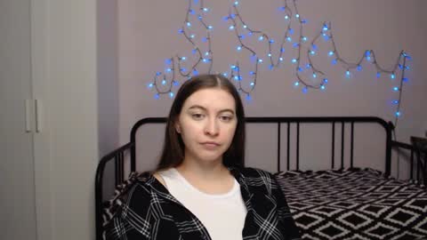 Snapshot of alice_________________________ chatting on 12-29-24, 02:52 Alice online show from 12-29-24, 02:52