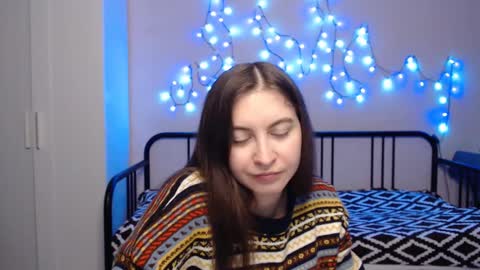 Snapshot of alice_________________________ chatting on 12-30-24, 09:40 Alice online show from 12-30-24, 09:40