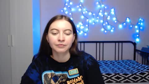 Snapshot of alice_________________________ chatting on 01-08-25, 06:20 Alice online show from 01-08-25, 06:20