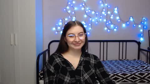 Snapshot of alice_________________________ chatting on 01-24-25, 06:25 Alice online show from 01-24-25, 06:25