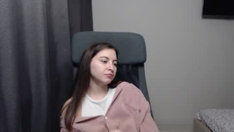 Snapshot of alice_________________________ chatting on 01-28-25, 10:56 Alice online show from 01-28-25, 10:56