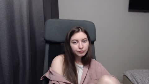 Snapshot of alice_________________________ chatting on 01-29-25, 01:58 Alice online show from 01-29-25, 01:58