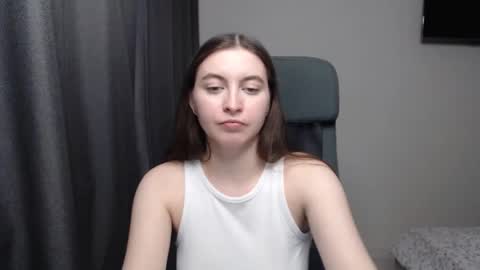 Snapshot of alice_________________________ chatting on 02-13-25, 09:27 Alice online show from 02-13-25, 09:27