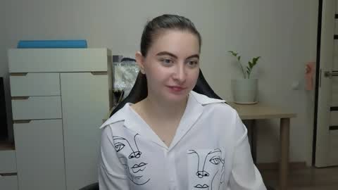 Alice online show from 04-05-26, 02:03