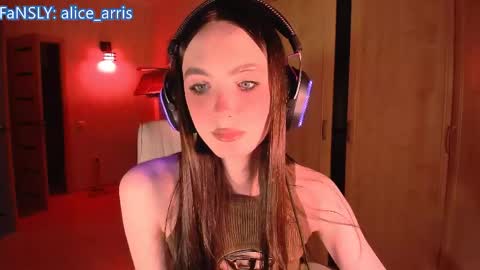Alice Aris online show from 05-13-26, 05:43