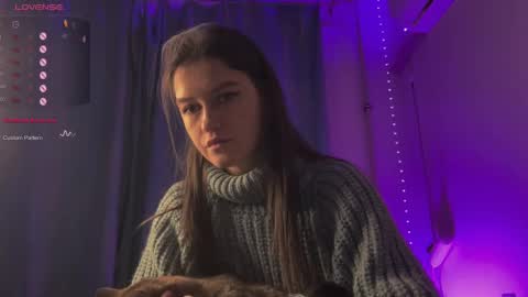 Snapshot of alice__grace_ chatting on 02-23-25, 06:12 your Alice online show from 02-23-25, 06:12