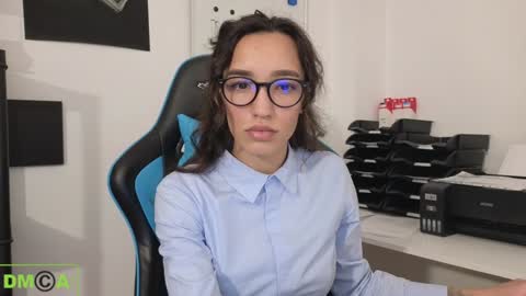 Snapshot of alice_bane chatting on 01-07-25, 03:33 A R Y A T I A online show from 01-07-25, 03:33