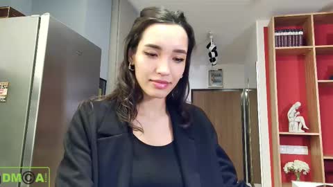 Snapshot of alice_bane chatting on 02-13-25, 07:21 A R Y A T I A online show from 02-13-25, 07:21