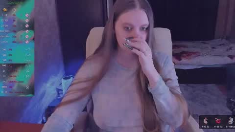 Snapshot of alice_dreamgirl_ chatting on 01-08-25, 07:24 Alice 3 online show from 01-08-25, 07:24