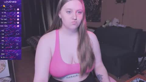 Snapshot of alice_dreamgirl_ chatting on 09-23-25, 09:01 Alice 3 online show from 09-23-25, 09:01