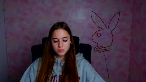 Snapshot of alice_dreamofu chatting on 07-08-26, 05:34 Alice online show from 07-08-26, 05:34