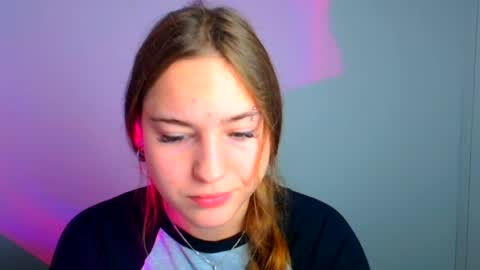 Snapshot of alice_dreamofu chatting on 07-28-26, 05:36 Alice online show from 07-28-26, 05:36
