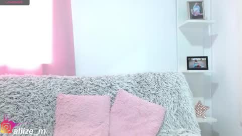 Snapshot of alice_dussan_ chatting on 03-06-25, 02:40 alice online show from 03-06-25, 02:40