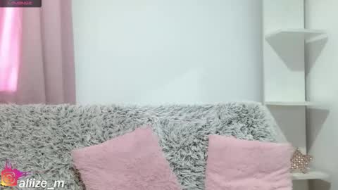 Snapshot of alice_dussan_ chatting on 10-14-25, 07:03 alice online show from 10-14-25, 07:03