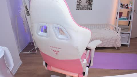 Alichery online show from 01-22-25, 06:42