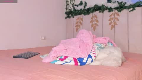 Snapshot of alice_guzman1 chatting on 11-18-25, 09:08 ALICE Alice guzman online show from 11-18-25, 09:08