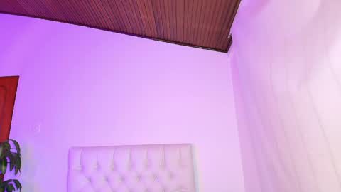 alice_jonnes_ online show from 04-04-26, 07:06