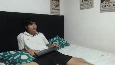 Snapshot of alice_julls chatting on 03-03-26, 07:20 alice online show from 03-03-26, 07:20