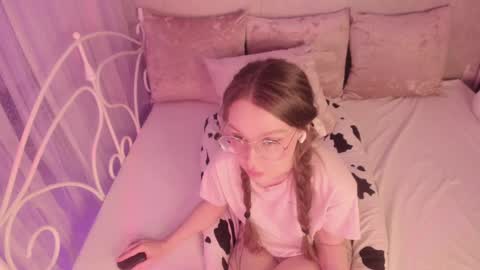 Alice online show from 02-12-25, 12:58