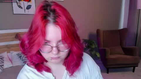 Snapshot of alice_kitagawa chatting on 04-26-26, 11:41 Alice online show from 04-26-26, 11:41