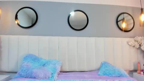 alice_lodge online show from 10-24-25, 04:09