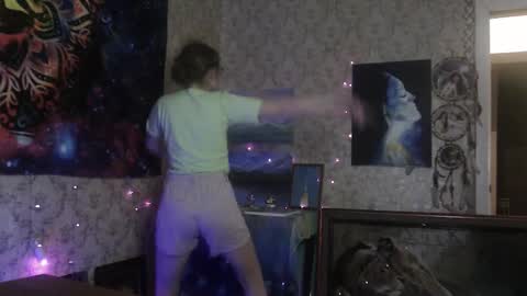 bigclit daddy squirt bigdildo fit online show from 10-22-25, 02:06