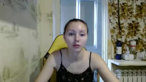 Snapshot of alice_smiles chatting on 03-07-26, 10:23 Alice smiles online show from 03-07-26, 10:23