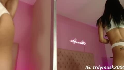 Sofia online show from 04-09-26, 01:16