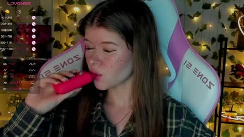 Alice online show from 04-06-26, 07:04