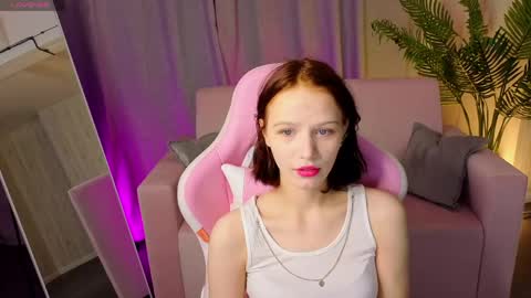 Snapshot of alice_time chatting on 05-13-26, 01:14 AliceTime online show from 05-13-26, 01:14