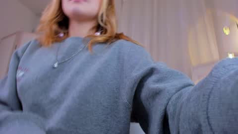 Snapshot of alice_tucci chatting on 12-05-24, 08:00 Alice online show from 12-05-24, 08:00