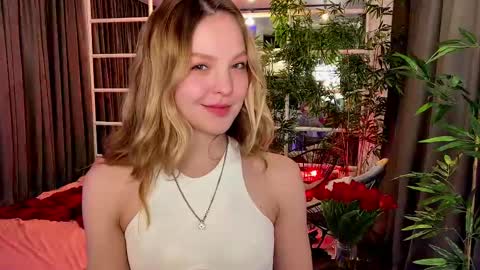 Snapshot of alice_tucci chatting on 03-11-25, 09:04 Alice online show from 03-11-25, 09:04