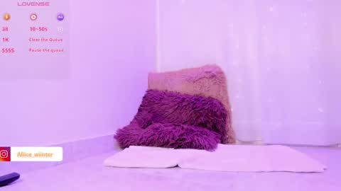 Alice  online show from 12-12-24, 02:37