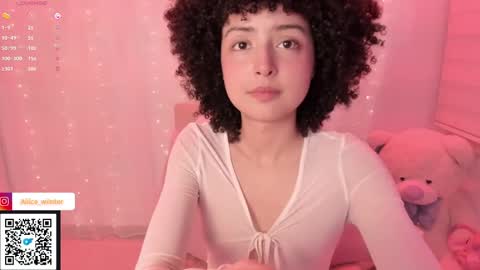 Alice  online show from 09-19-25, 06:08