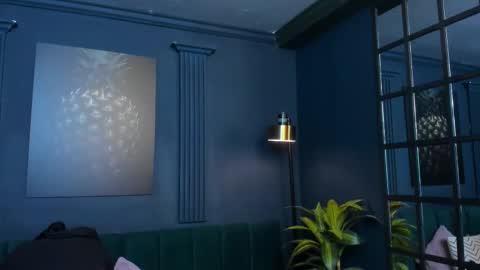 Snapshot of aliceandsia chatting on 10-11-25, 04:22 Alice and Asia online show from 10-11-25, 04:22