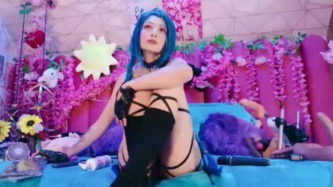     online show from 05-28-26, 09:34