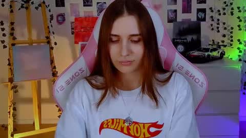 alicecharmy online show from 02-19-25, 04:55