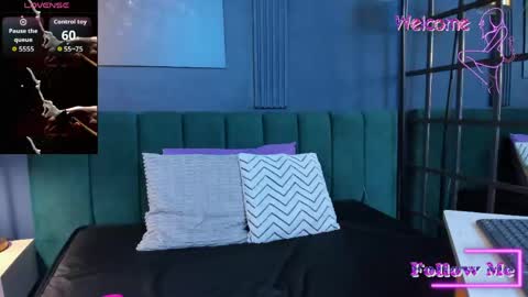 Snapshot of alicecoule chatting on 05-02-26, 11:37 Alice online show from 05-02-26, 11:37